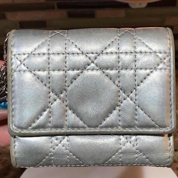 DIOR Silver Cannage Leather Trifold Wallet 😍🔥 - Picture 4 of 16